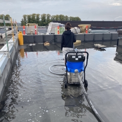 Erhvervsrengøring på tag